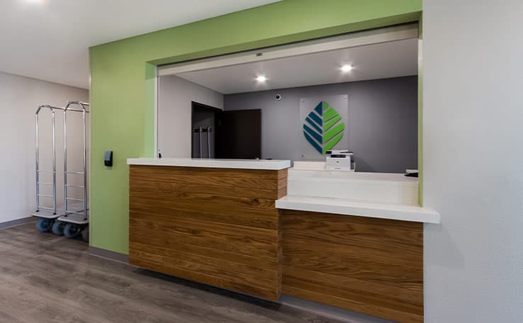 WoodSpring Suites Chandler Airport photo 2 of 21