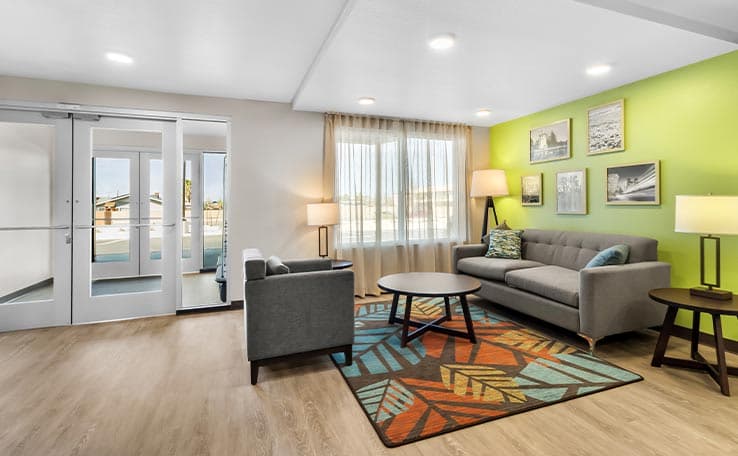 WoodSpring Suites Palmdale - Lancaster photo 3 of 22