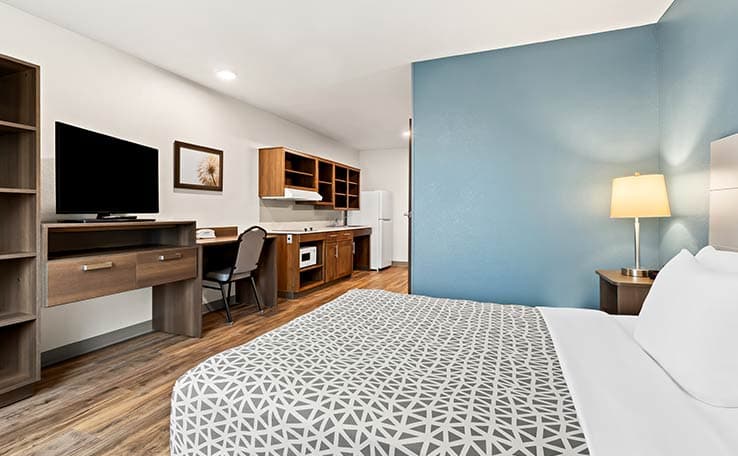 WoodSpring Suites Denver Commerce City photo 9 of 17