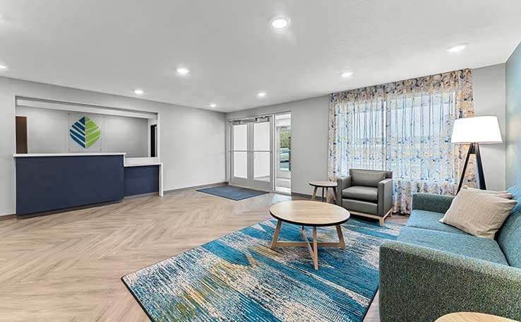 WoodSpring Suites Wilmington Riverfront photo 2 of 19