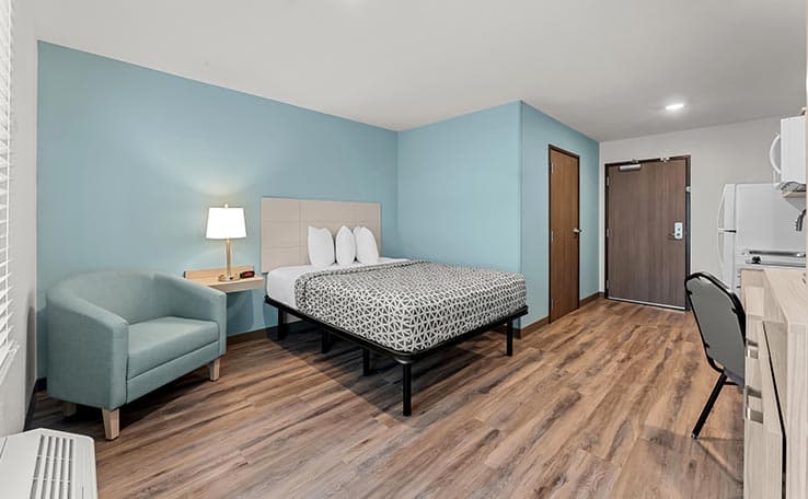 WoodSpring Suites Wilmington Riverfront photo 8 of 19