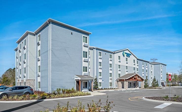 WoodSpring Suites Orlando East UCF photo 1 of 10