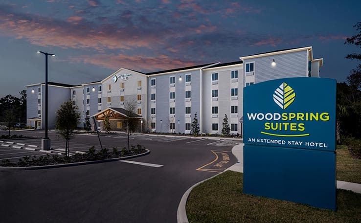 WoodSpring Suites Orlando East UCF photo 3 of 10