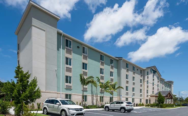 WoodSpring Suites West Palm Beach photo 1 of 16