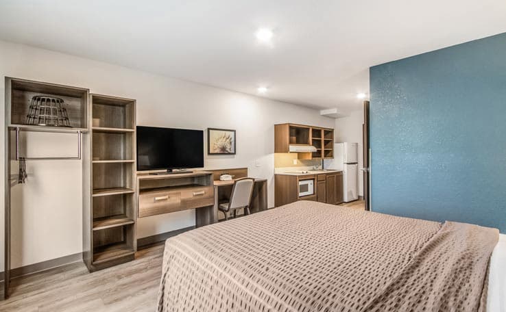 WoodSpring Suites Doral Miami Airport photo 14 of 22