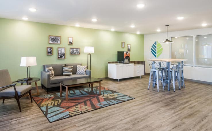 WoodSpring Suites Jacksonville Baymeadows photo 3 of 18