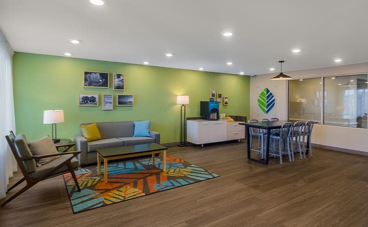 WoodSpring Suites Jacksonville Orange Park photo 3 of 18