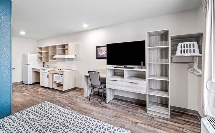 WoodSpring Suites Fort Myers - Cape Coral photo 13 of 19