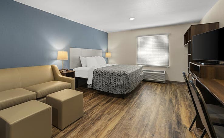 WoodSpring Suites Bowling Green I-65 photo 11 of 19