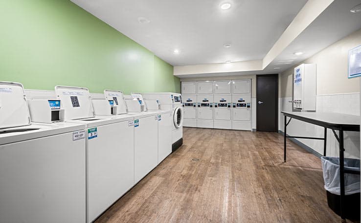 WoodSpring Suites Dearborn - Detroit photo 5 of 20