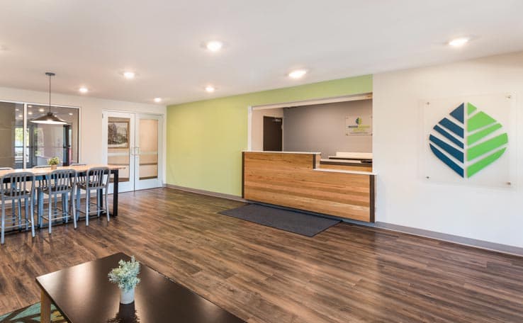 WoodSpring Suites Greensboro - High Point North photo 2 of 19