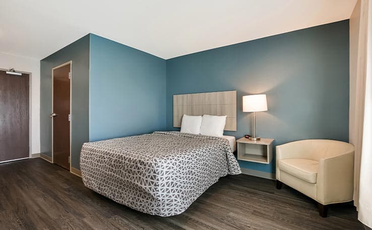 WoodSpring Suites Knoxville West photo 9 of 18