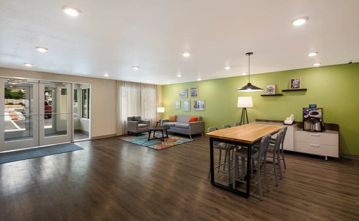 WoodSpring Suites Austin Central photo 4 of 15