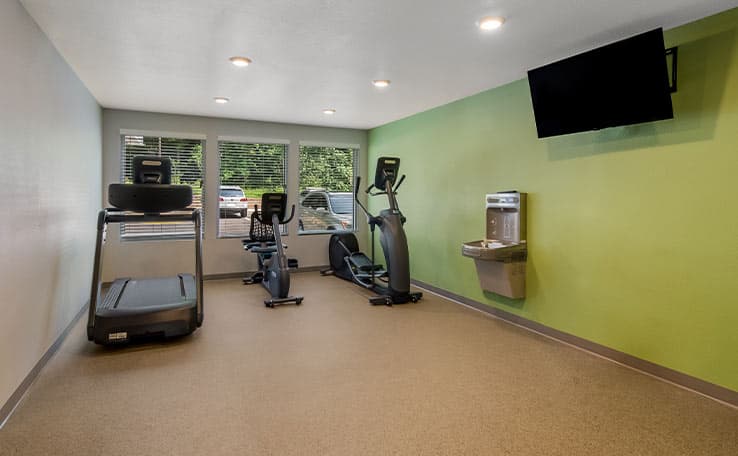 WoodSpring Suites Roanoke photo 4 of 19