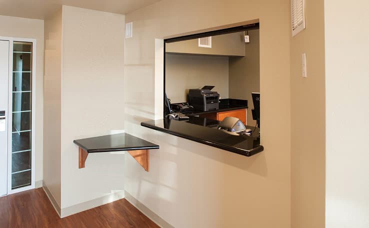 WoodSpring Suites Albuquerque East I-40 Tramway photo 2 of 11
