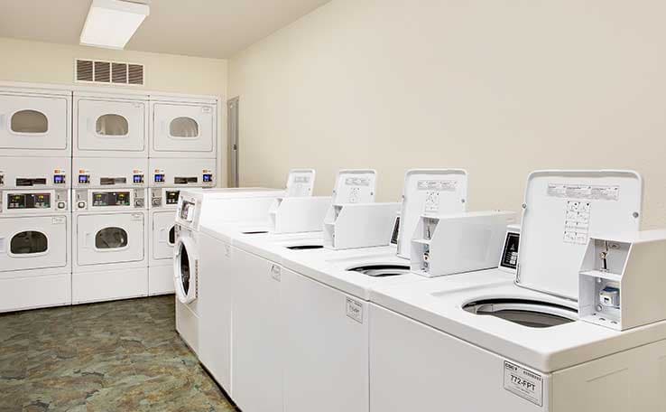 WoodSpring Suites Fort Wayne photo 3 of 14