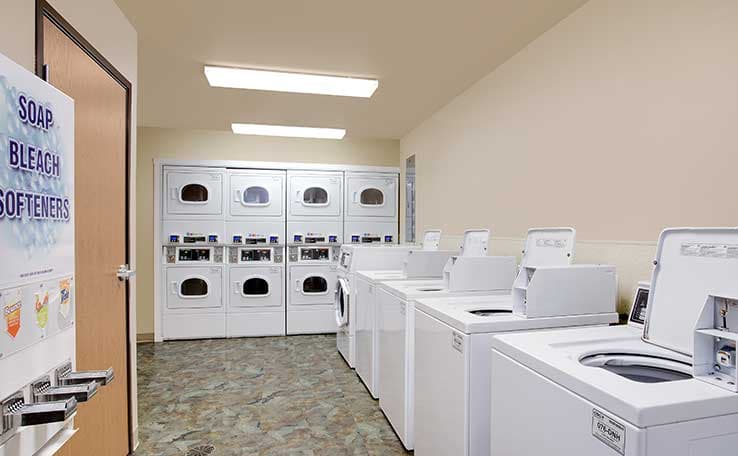 WoodSpring Suites Richmond West I-64 photo 3 of 15