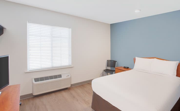WoodSpring Suites Springdale photo 6 of 13