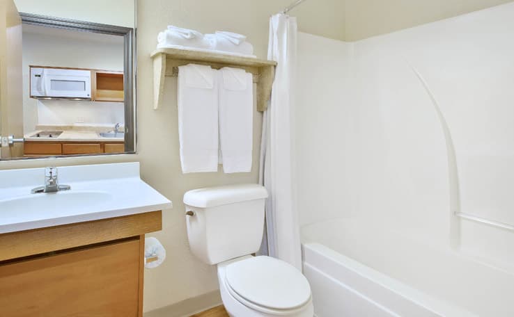 WoodSpring Suites Columbus Urbancrest photo 11 of 16