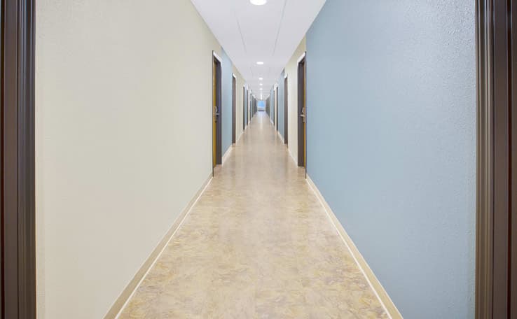 WoodSpring Suites Columbus Urbancrest photo 4 of 16