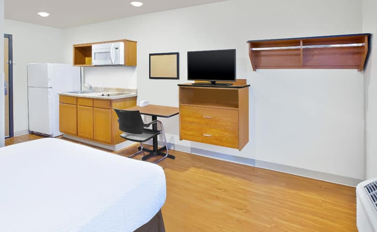 WoodSpring Suites Columbus Urbancrest photo 6 of 16