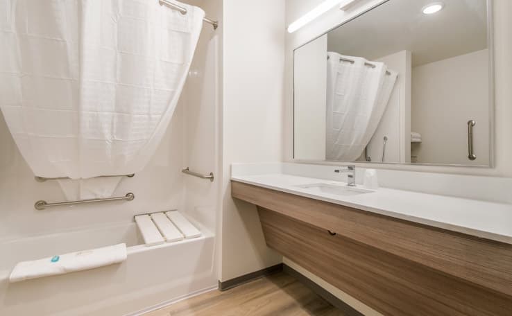WoodSpring Suites Portland Vancouver photo 17 of 20