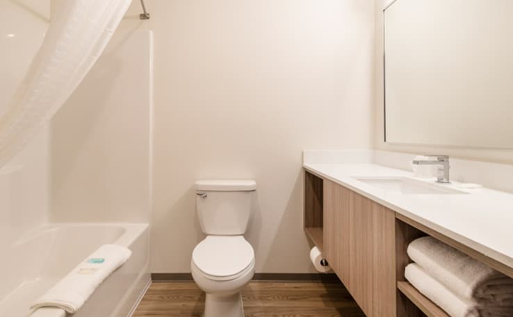 WoodSpring Suites Portland Vancouver photo 13 of 20