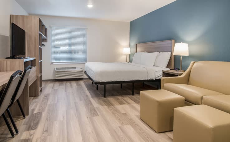 WoodSpring Suites Portland Vancouver photo 12 of 20