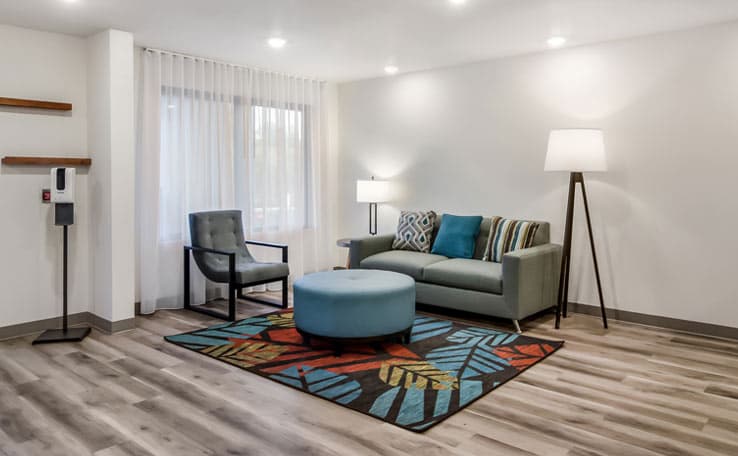 WoodSpring Suites Tacoma - Lakewood photo 3 of 22