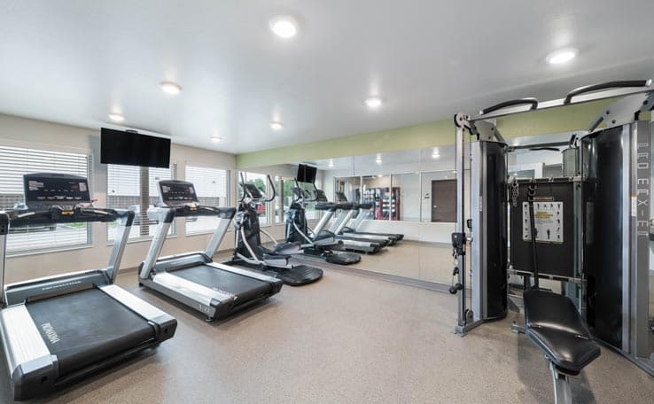 WoodSpring Suites Dallas Plano Central Legacy Drive photo 5 of 20