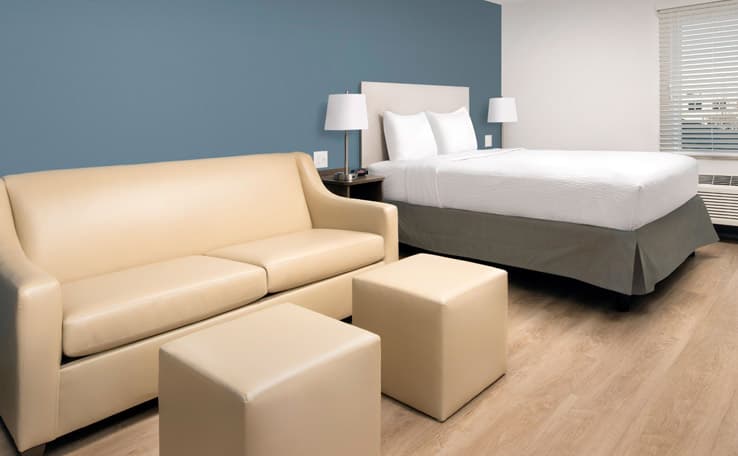 WoodSpring Suites Chicago Darien photo 9 of 19