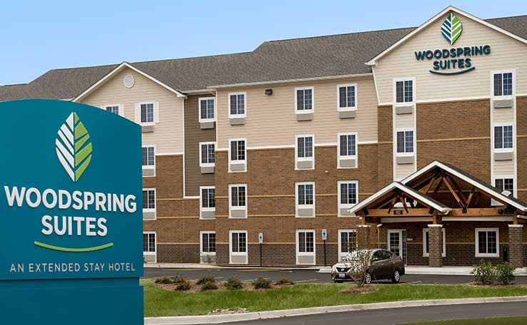 WoodSpring Suites Chicago Darien photo 1 of 19