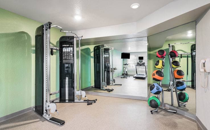 WoodSpring Suites Davenport FL photo 4 of 11