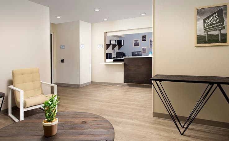 WoodSpring Suites Fargo North Near NDSU photo 2 of 16