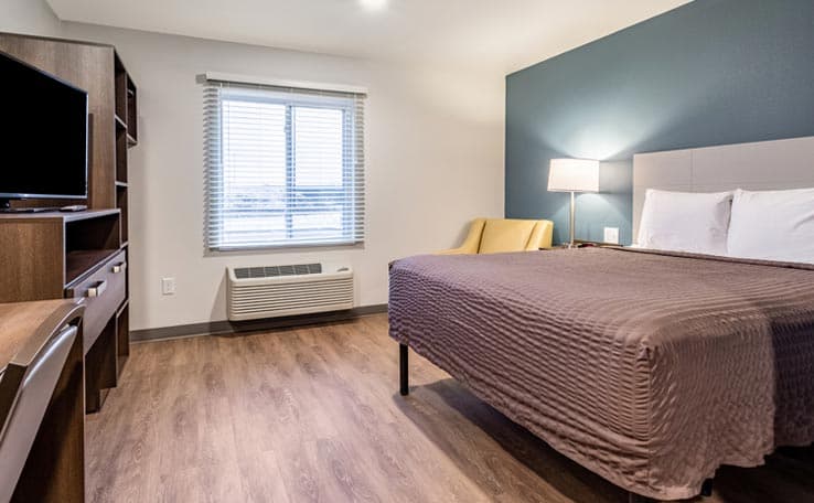 WoodSpring Suites Indianapolis Airport South photo 8 of 18