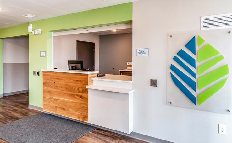 WoodSpring Suites Indianapolis Zionsville photo 2 of 19