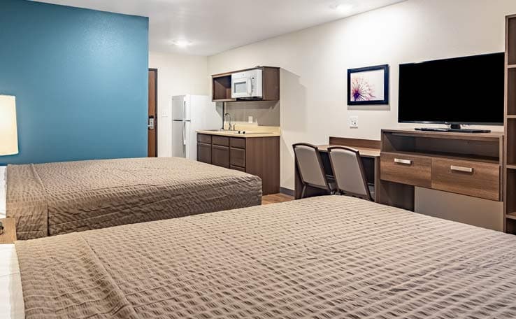 WoodSpring Suites Toledo Maumee photo 8 of 18